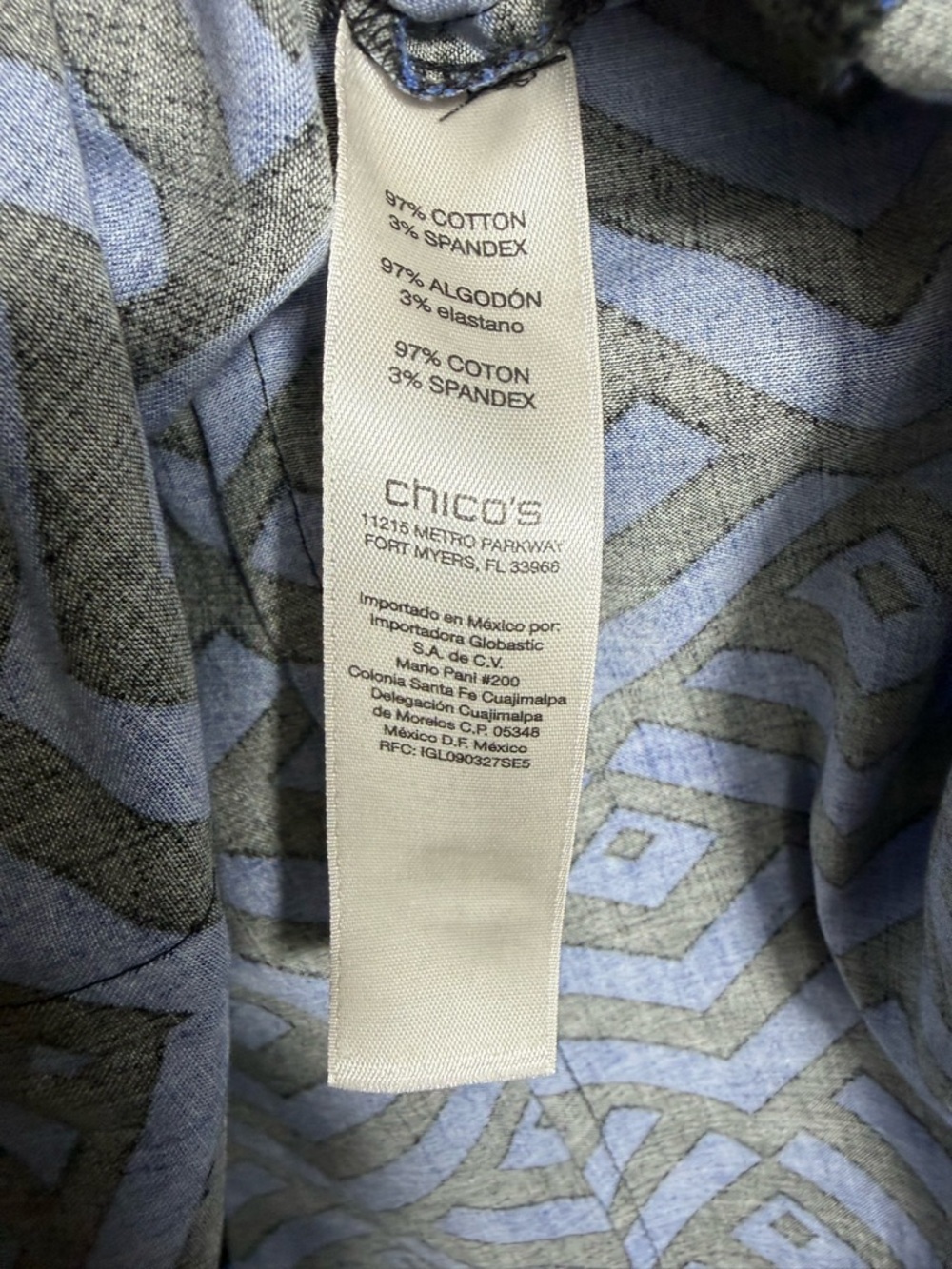 Chico’s Cobalt Blue Black Geometric Print Button Front Blouse Size 1 Medium US 8 - Picture 4 of 6